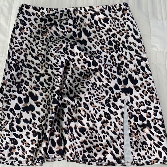 Princess Polly leopard skirt - Picture 1 of 3